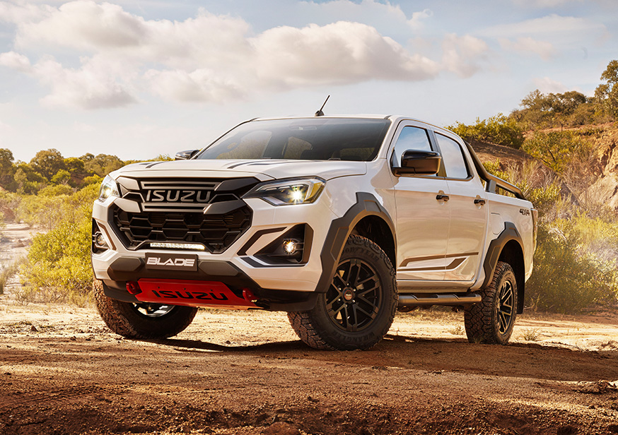 D-MAX driving on off-road terrain