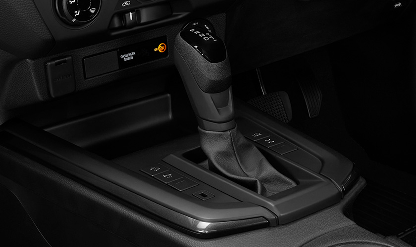 Isuzu D-MAX 8-speed automatic transmission paired with 2.2L turbo-diesel engine