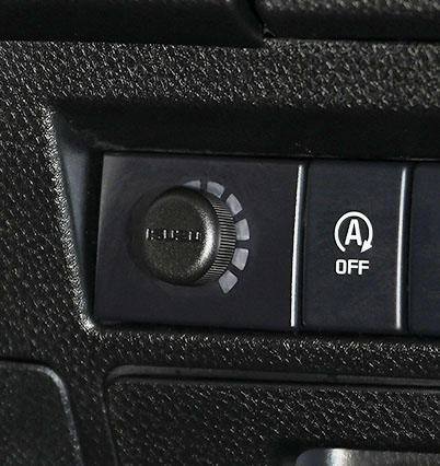 Isuzu D-MAX Electronic Brake Controller for braked trailer towing