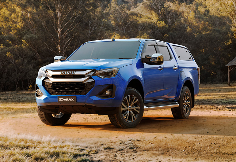 Isuzu D-MAX TOUR MATE with touring accessories