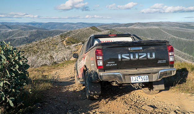 D-MAX descends steep mountain hill