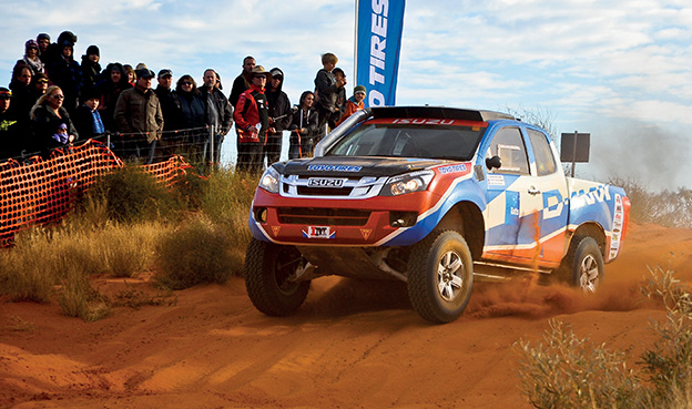 Garland's D-MAX sprays dust in the Finke Desert Race